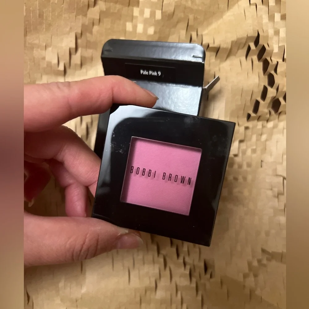 New Bobbi Brown Blush 9 Pale Pink Full Size